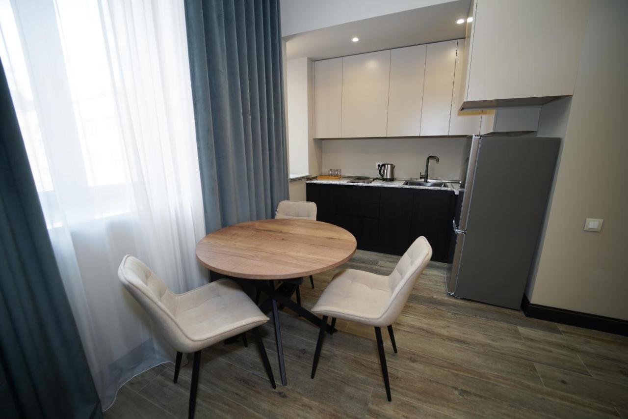 Soho Apart Hotel Yerevan Ngoại thất bức ảnh
